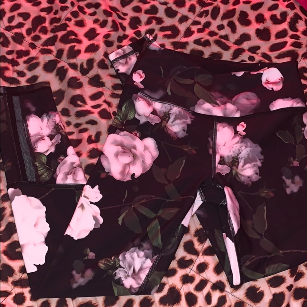 Victoria’s Secret sport leggings